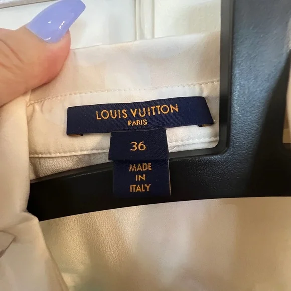 Louis Vuitton blouse size 36 worn three times
